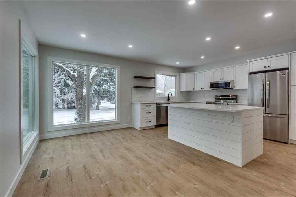 MLS&reg; # A2269661 - 5302 42 Avenue  in Woodlea Red Deer, Residential Open Houses