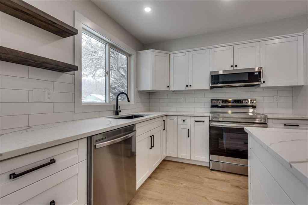 MLS&reg; # A2269661 - 5302 42 Avenue  in Woodlea Red Deer, Residential Open Houses