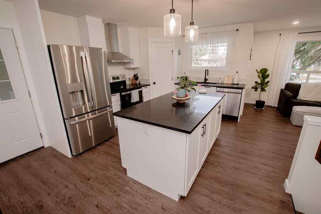 MLS&reg; # A2269665 - 7418 98 Street  in South Patterson Place Grande Prairie, Residential Open Houses