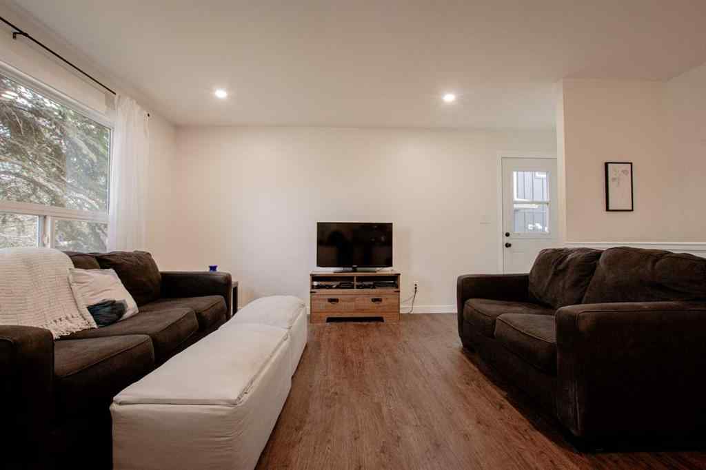 MLS&reg; # A2269665 - 7418 98 Street  in South Patterson Place Grande Prairie, Residential Open Houses