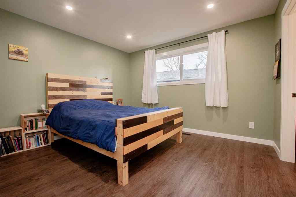 MLS&reg; # A2269665 - 7418 98 Street  in South Patterson Place Grande Prairie, Residential Open Houses