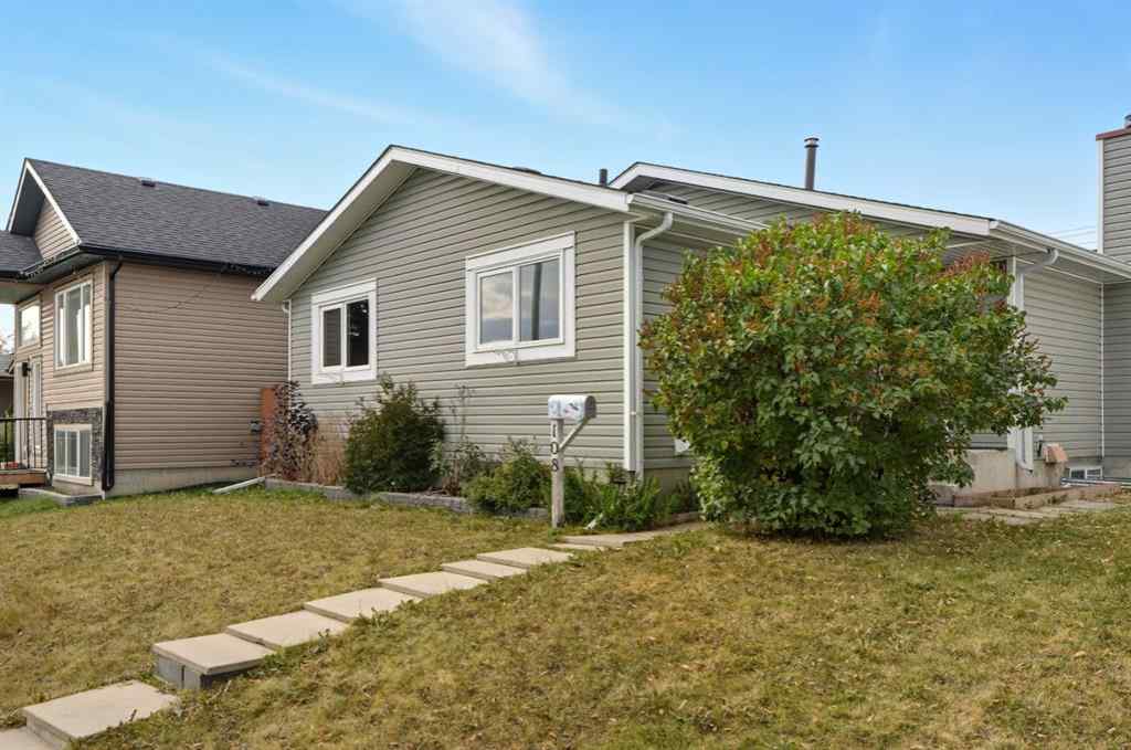 MLS® A2269668 - 108 Falchurch Crescent NE in Falconridge Calgary, Residential