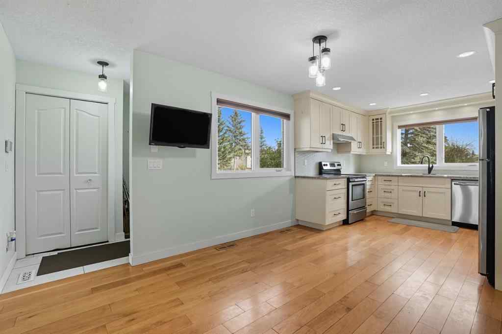 MLS® A2269668 - 108 Falchurch Crescent NE in Falconridge Calgary, Residential