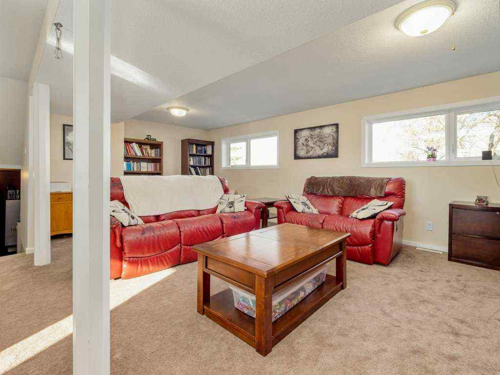 MLS&reg; # A2269669 - 33 1 Street N in NONE Orton, Residential Open Houses