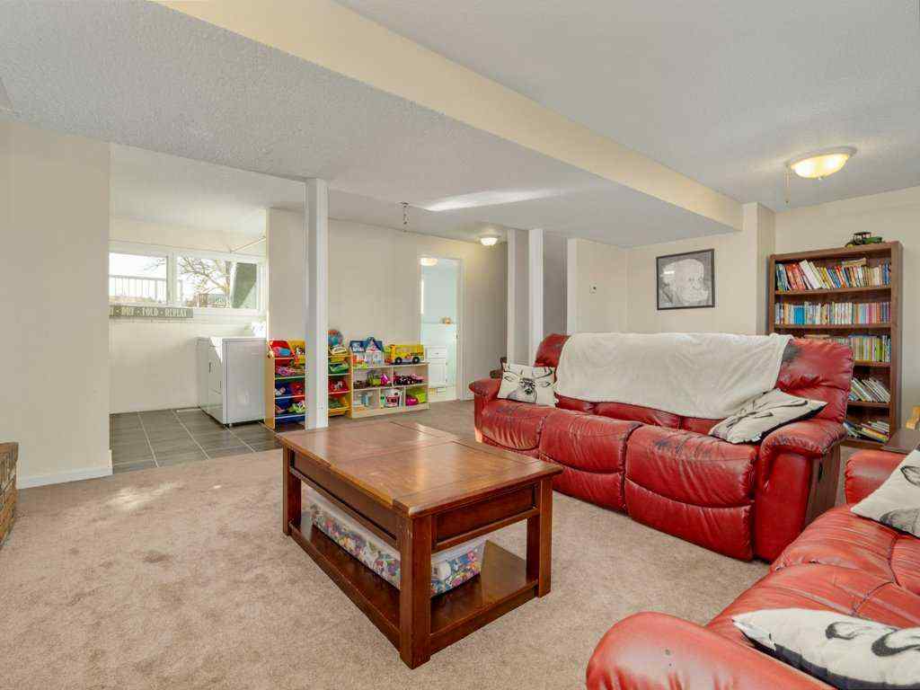 MLS&reg; # A2269669 - 33 1 Street N in NONE Orton, Residential Open Houses