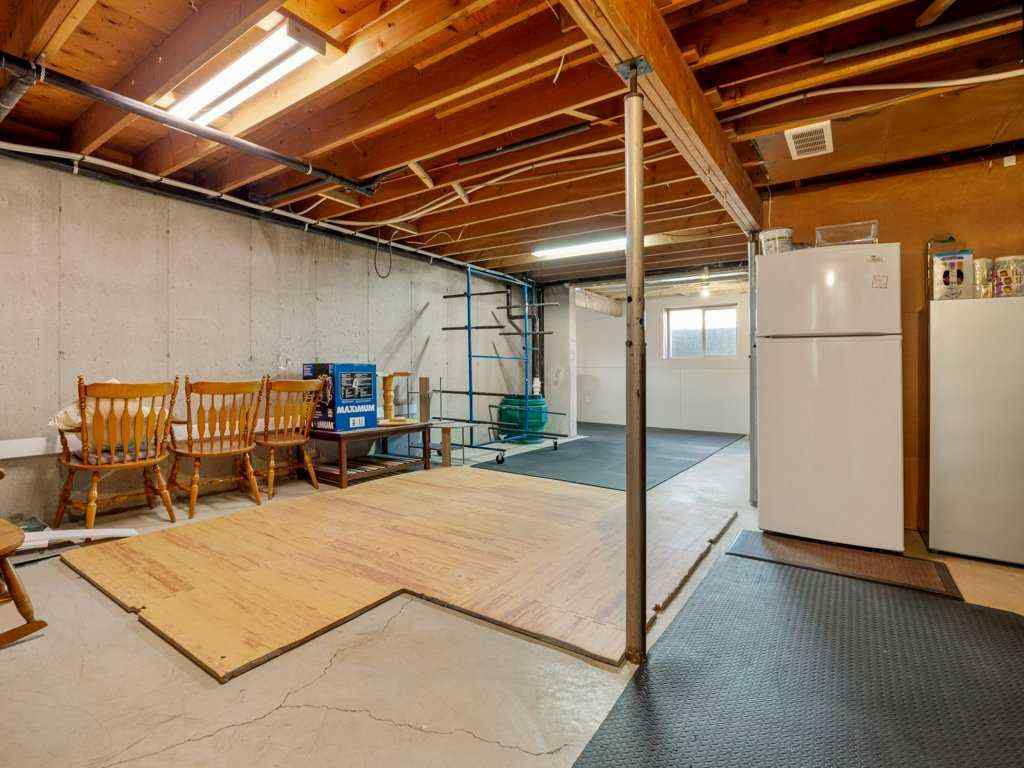 MLS&reg; # A2269669 - 33 1 Street N in NONE Orton, Residential Open Houses