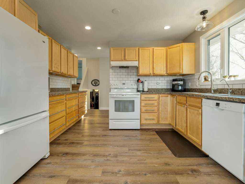 MLS&reg; # A2269669 - 33 1 Street N in NONE Orton, Residential Open Houses