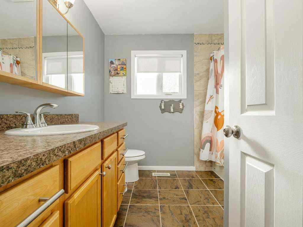 MLS&reg; # A2269669 - 33 1 Street N in NONE Orton, Residential Open Houses