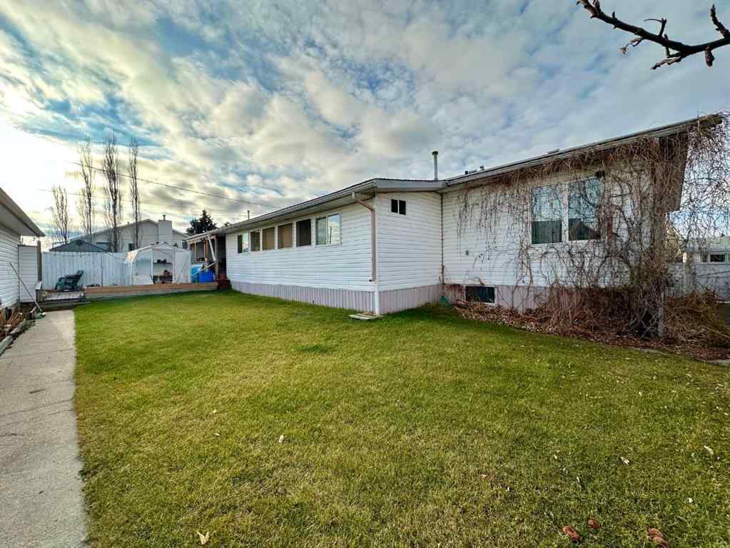MLS&reg; # A2269672 - 4713 43 Street  in NONE Mayerthorpe, Residential Open Houses