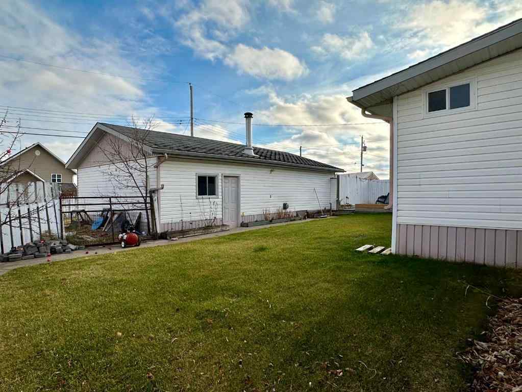 MLS&reg; # A2269672 - 4713 43 Street  in NONE Mayerthorpe, Residential Open Houses