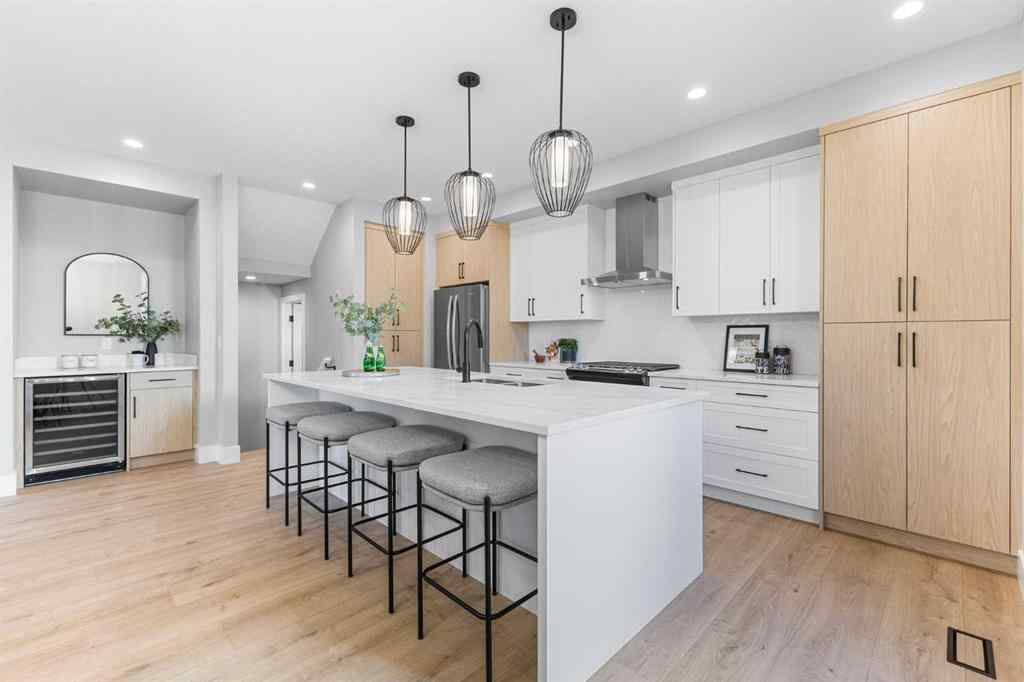 MLS® # A2269677 - 100 West Glen Crescent SW in Westgate Calgary, Residential Open Houses