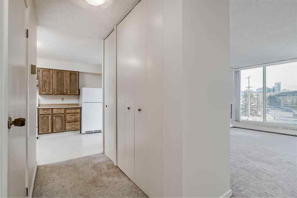 MLS&reg; # A2269679 - Unit #305 145 Point Drive NW in Point McKay Calgary, Residential Open Houses