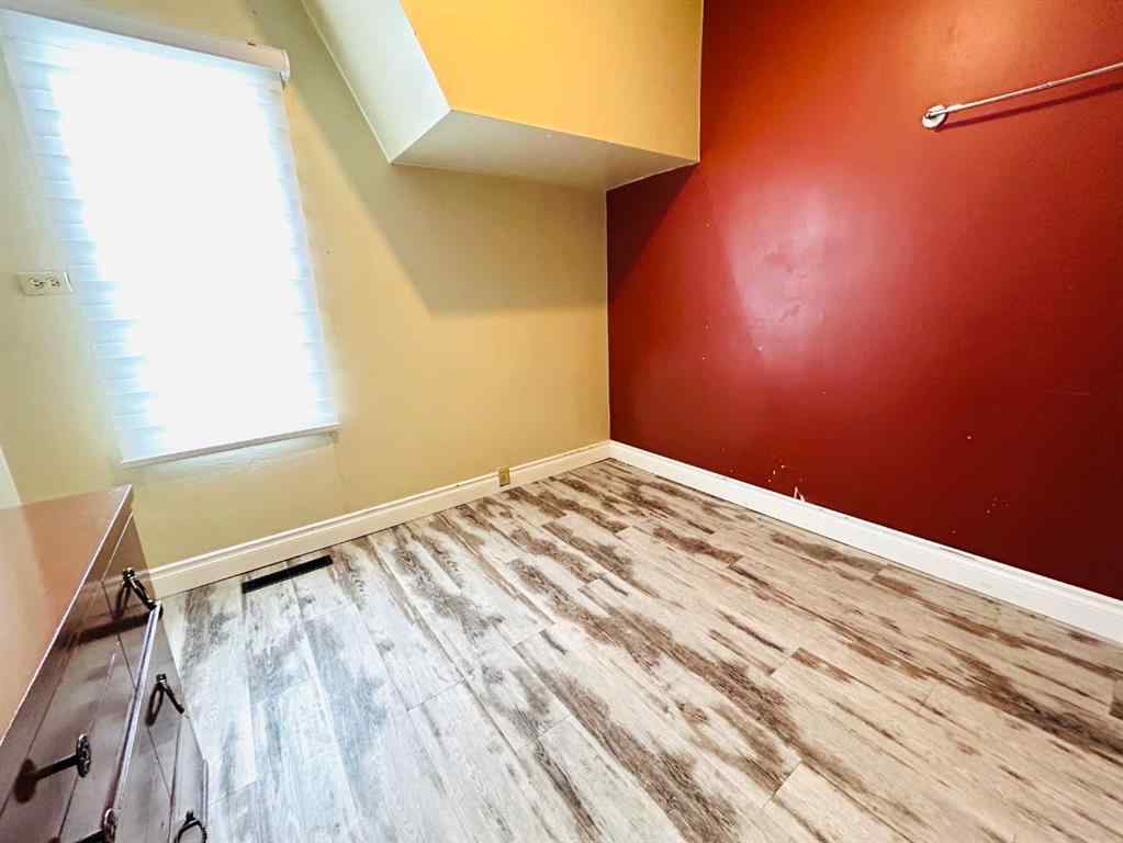 MLS&reg; # A2269694 - 106 3 Avenue E in NONE Oyen, Residential Open Houses