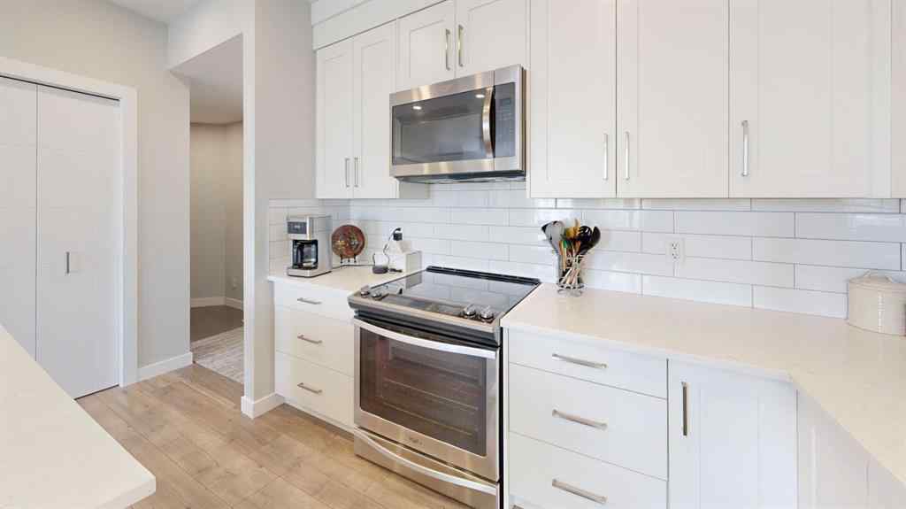 MLS® A2269695 - 102 Drake Landing Wynd  in Drake Landing Okotoks, Residential