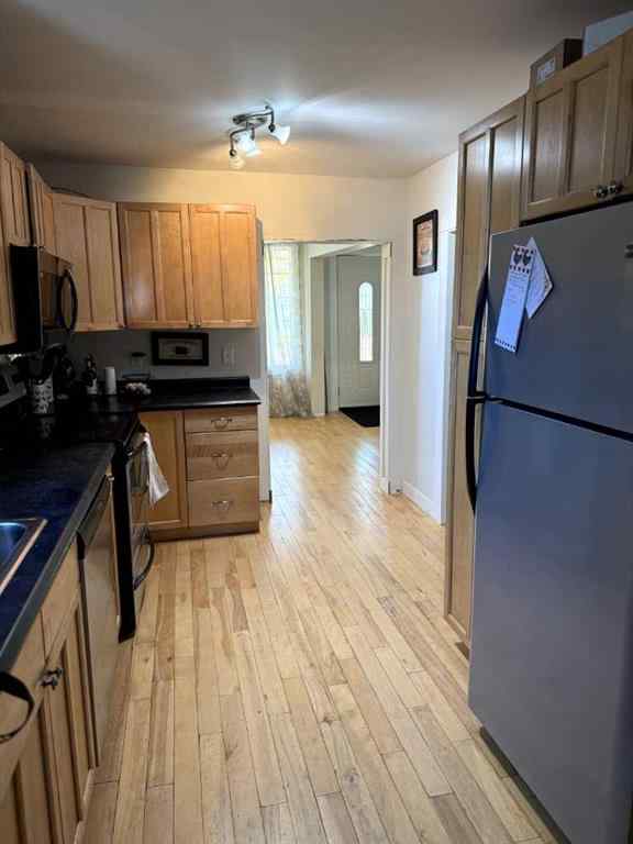 MLS&reg; # A2269696 - 4924 58 Avenue  in NONE High Prairie, Residential Open Houses