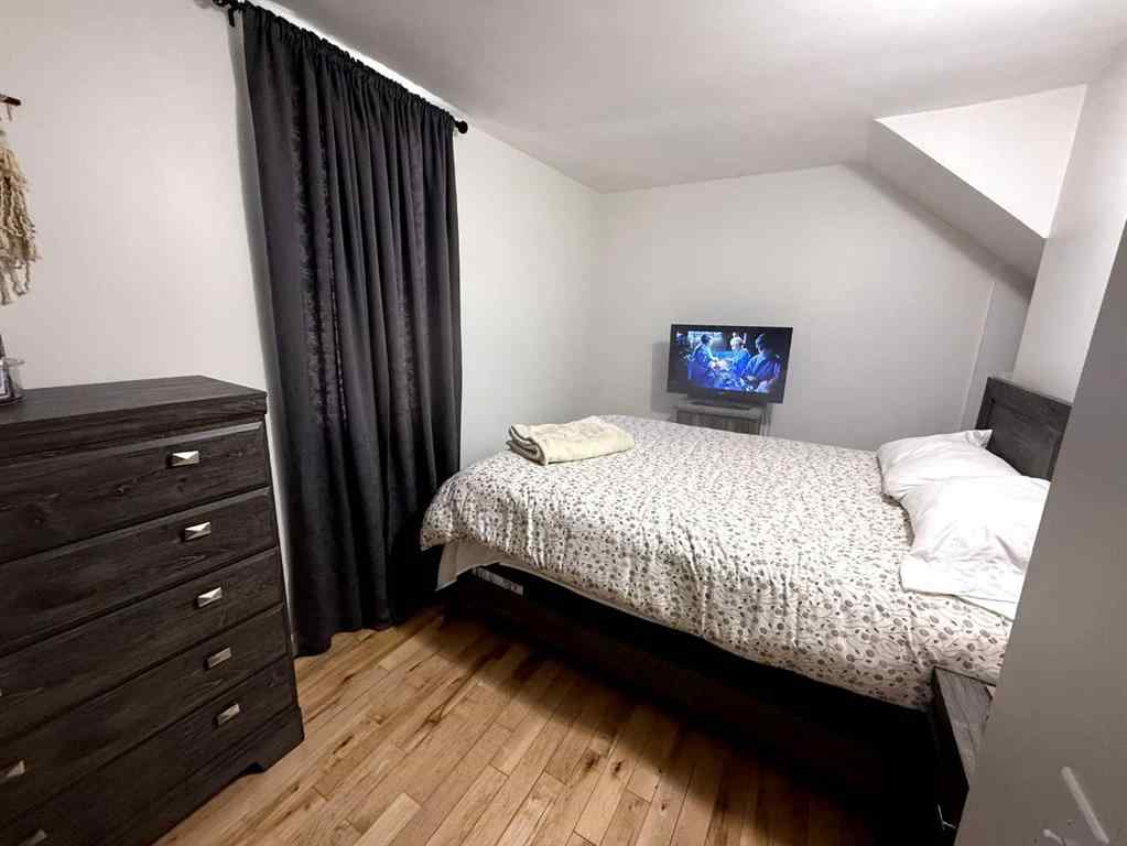 MLS&reg; # A2269696 - 4924 58 Avenue  in NONE High Prairie, Residential Open Houses