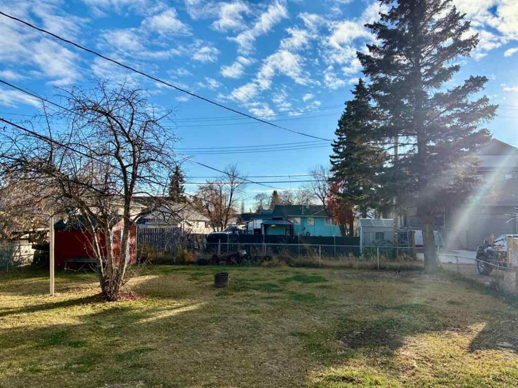 MLS&reg; # A2269701 - 10113 108 Avenue  in Avondale Grande Prairie, Residential Open Houses