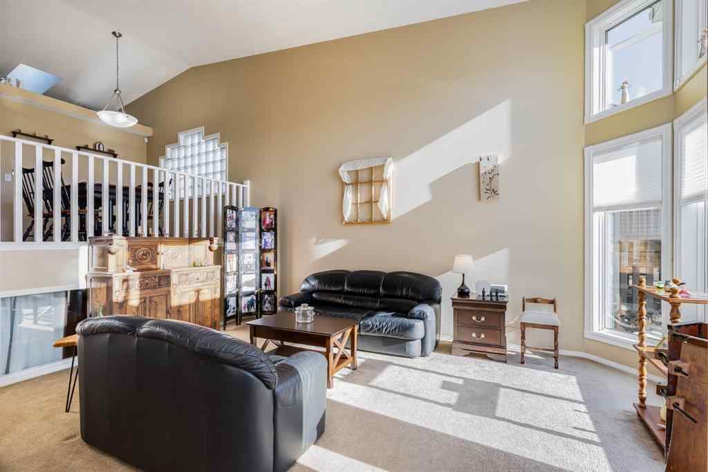MLS® A2269704 - 1808 Meadowbrook Gate SE in Meadowbrook Airdrie, Residential