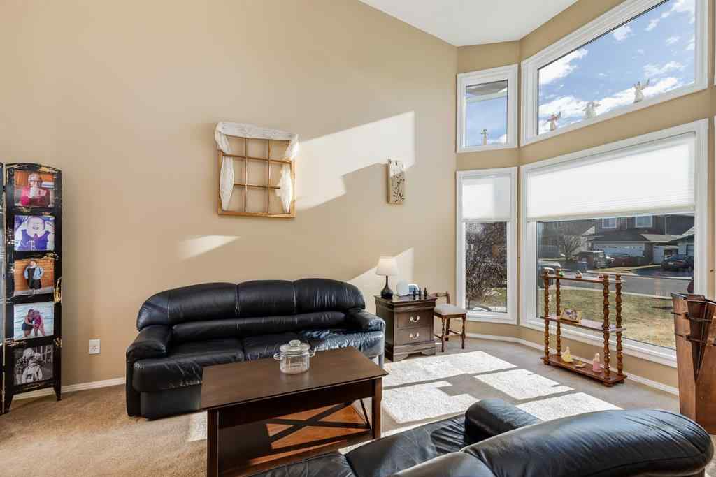 MLS® A2269704 - 1808 Meadowbrook Gate SE in Meadowbrook Airdrie, Residential