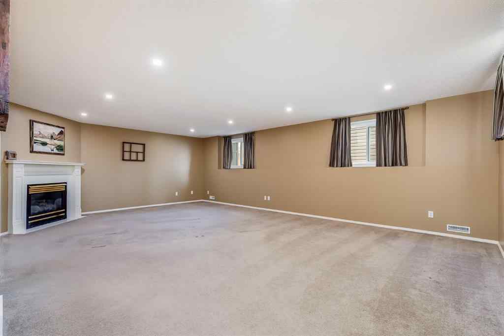 MLS® A2269704 - 1808 Meadowbrook Gate SE in Meadowbrook Airdrie, Residential