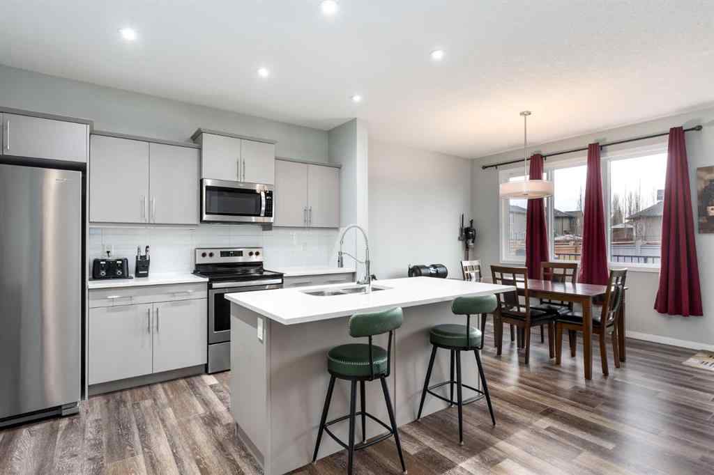 MLS® # A2269707 - 604 Monterey Drive SE in Montrose High River, Residential Open Houses