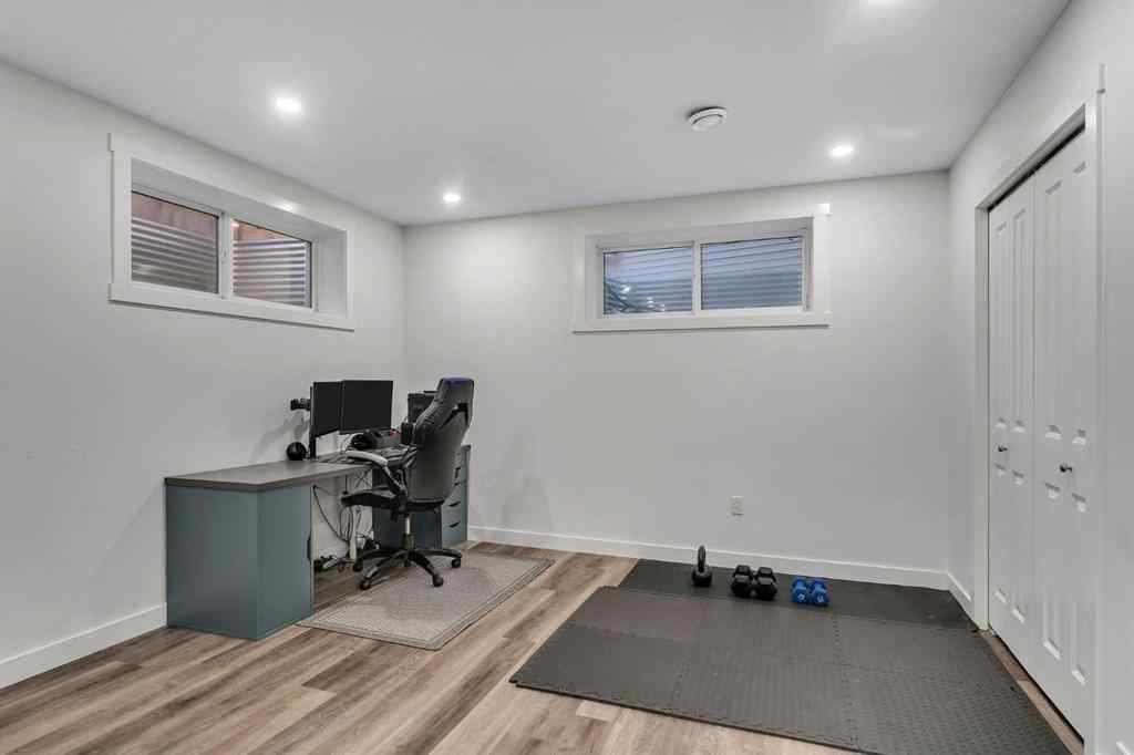 MLS® A2269708 - 39 Savanna Way NE in Saddle Ridge Calgary, Residential