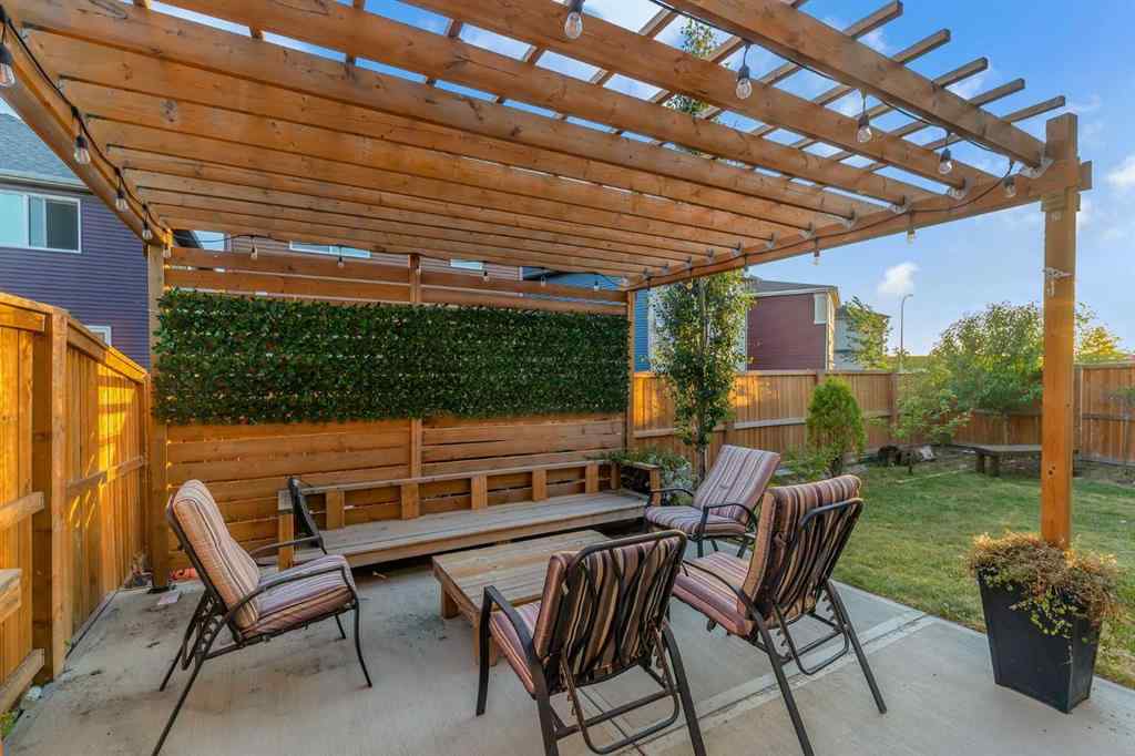 MLS® A2269708 - 39 Savanna Way NE in Saddle Ridge Calgary, Residential