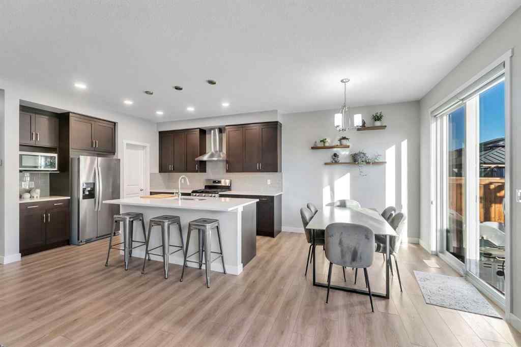 MLS® A2269708 - 39 Savanna Way NE in Saddle Ridge Calgary, Residential
