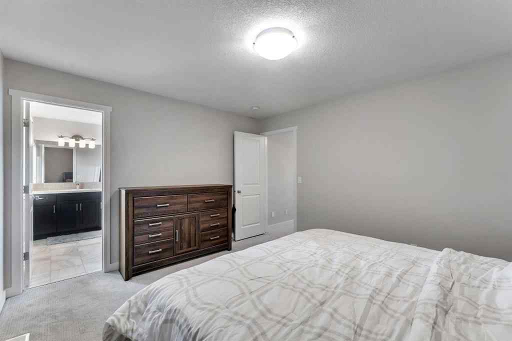MLS® A2269708 - 39 Savanna Way NE in Saddle Ridge Calgary, Residential