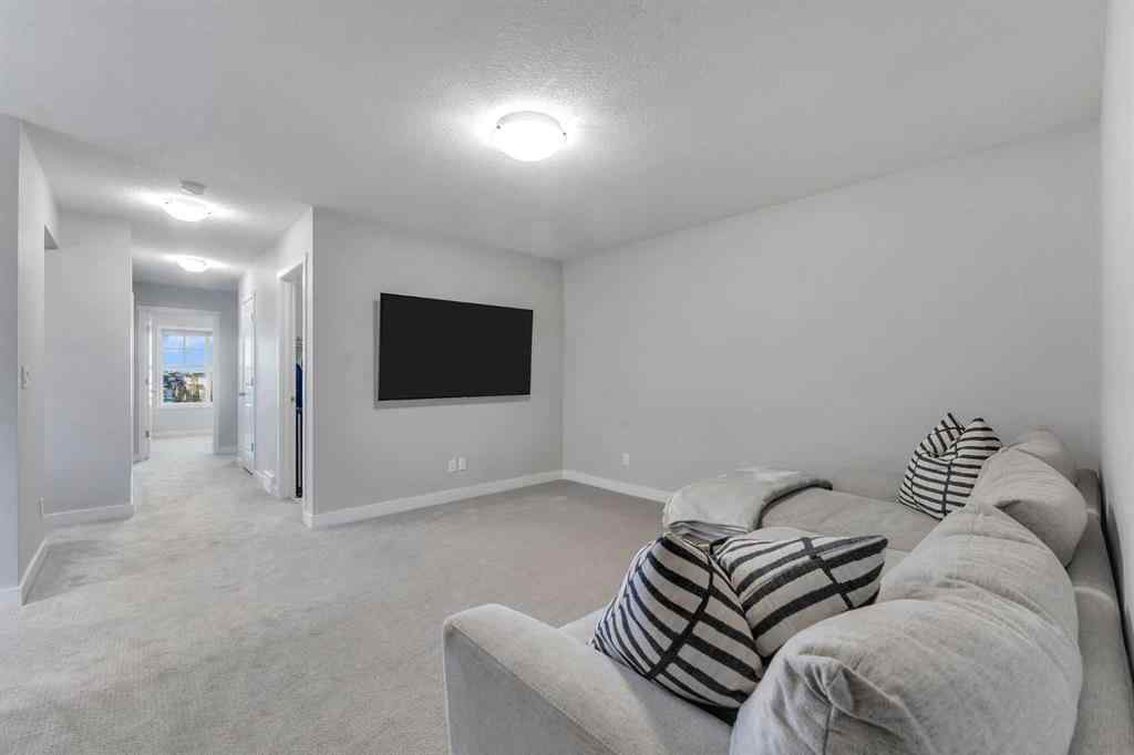 MLS® A2269708 - 39 Savanna Way NE in Saddle Ridge Calgary, Residential