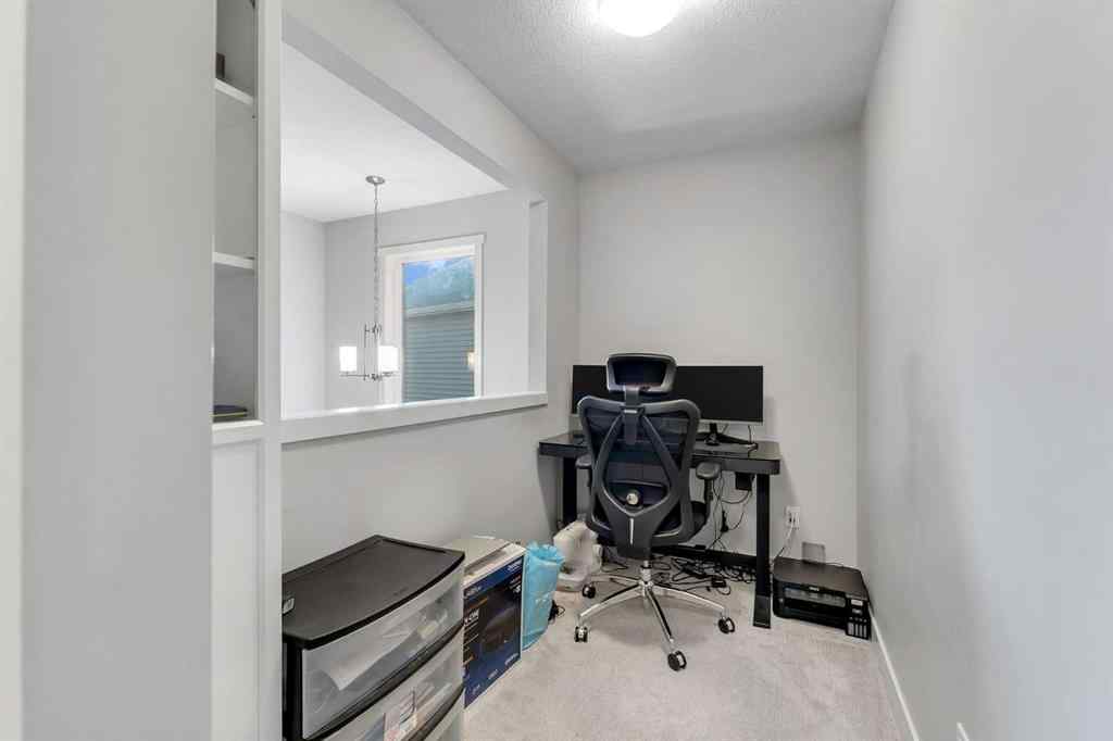 MLS® A2269708 - 39 Savanna Way NE in Saddle Ridge Calgary, Residential