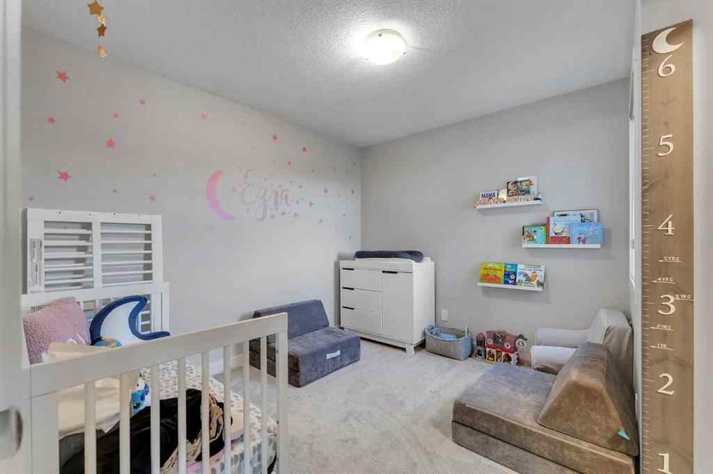 MLS® A2269708 - 39 Savanna Way NE in Saddle Ridge Calgary, Residential