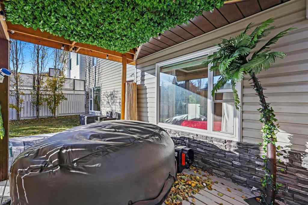 MLS® A2269714 - 57 Shannon Circle SW in Shawnessy Calgary, Residential