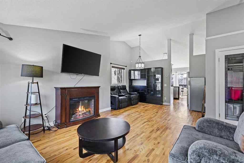 MLS® A2269714 - 57 Shannon Circle SW in Shawnessy Calgary, Residential