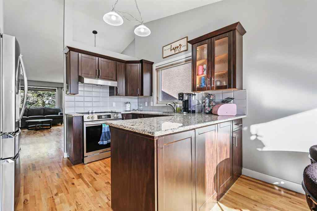 MLS® A2269714 - 57 Shannon Circle SW in Shawnessy Calgary, Residential