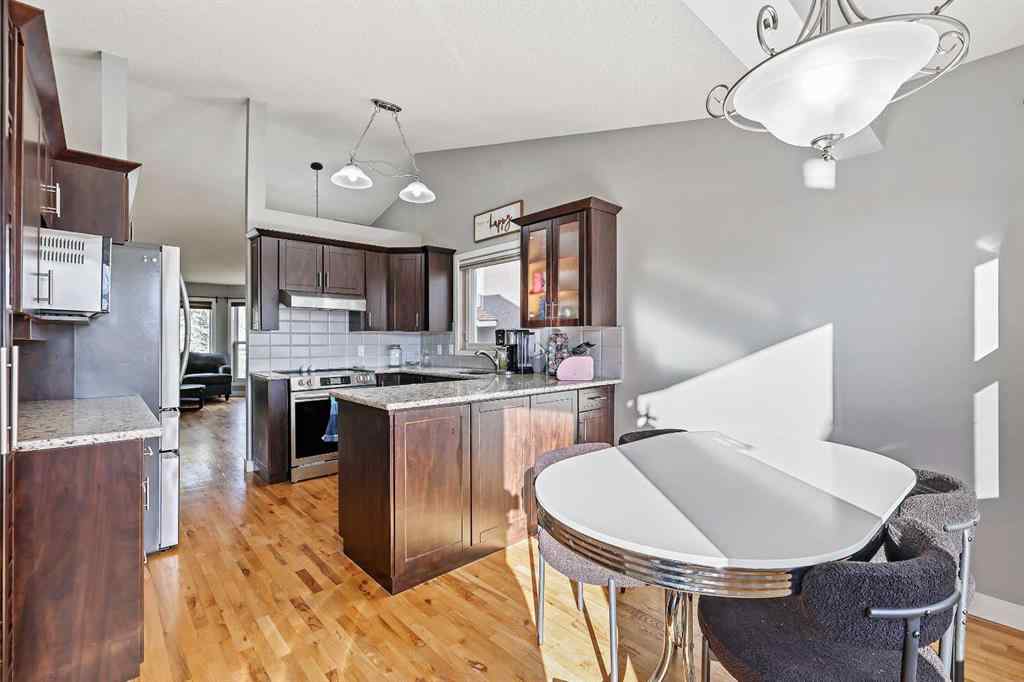 MLS® A2269714 - 57 Shannon Circle SW in Shawnessy Calgary, Residential