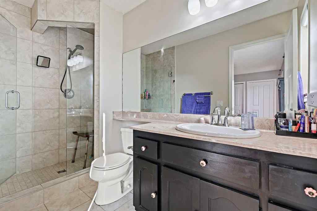 MLS® A2269714 - 57 Shannon Circle SW in Shawnessy Calgary, Residential