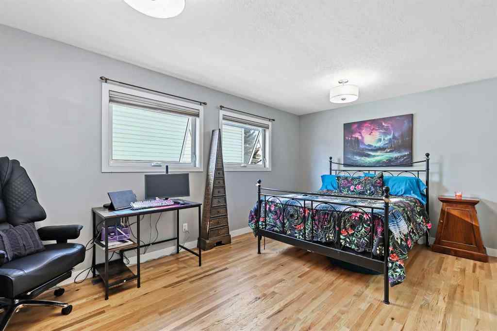 MLS® A2269714 - 57 Shannon Circle SW in Shawnessy Calgary, Residential