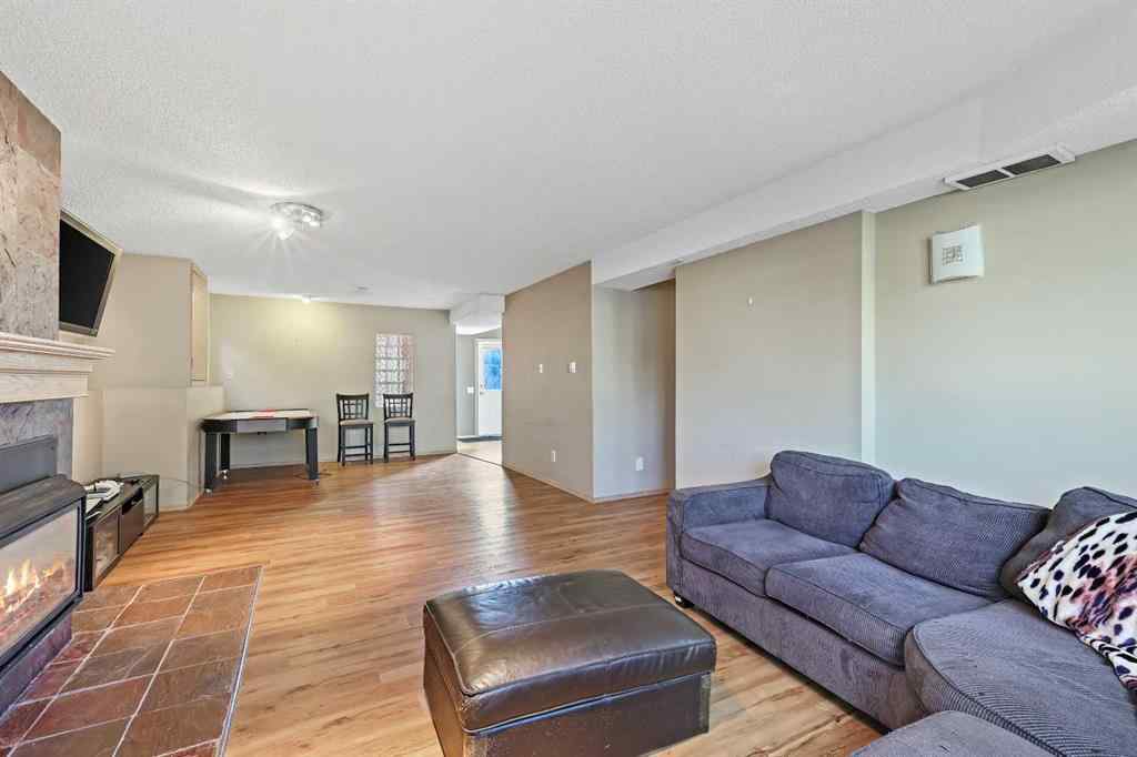 MLS® A2269714 - 57 Shannon Circle SW in Shawnessy Calgary, Residential