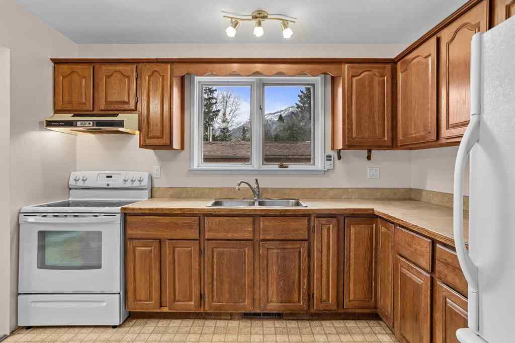 MLS&reg; # A2269718 - 113 Larch Place  in Larch Canmore, Residential Open Houses