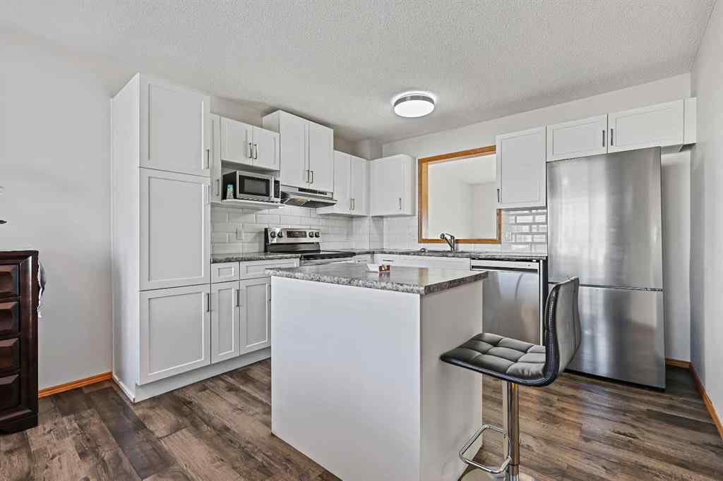 MLS&reg; # A2269726 - 258 Rocky Ridge Court NW in Rocky Ridge Calgary, Residential Open Houses