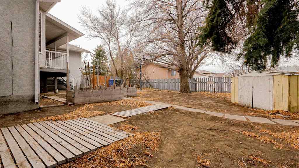 MLS&reg; # A2269731 - 2158 Hawke Crescent NE in Northeast Crescent Heights Medicine Hat, Residential Open Houses