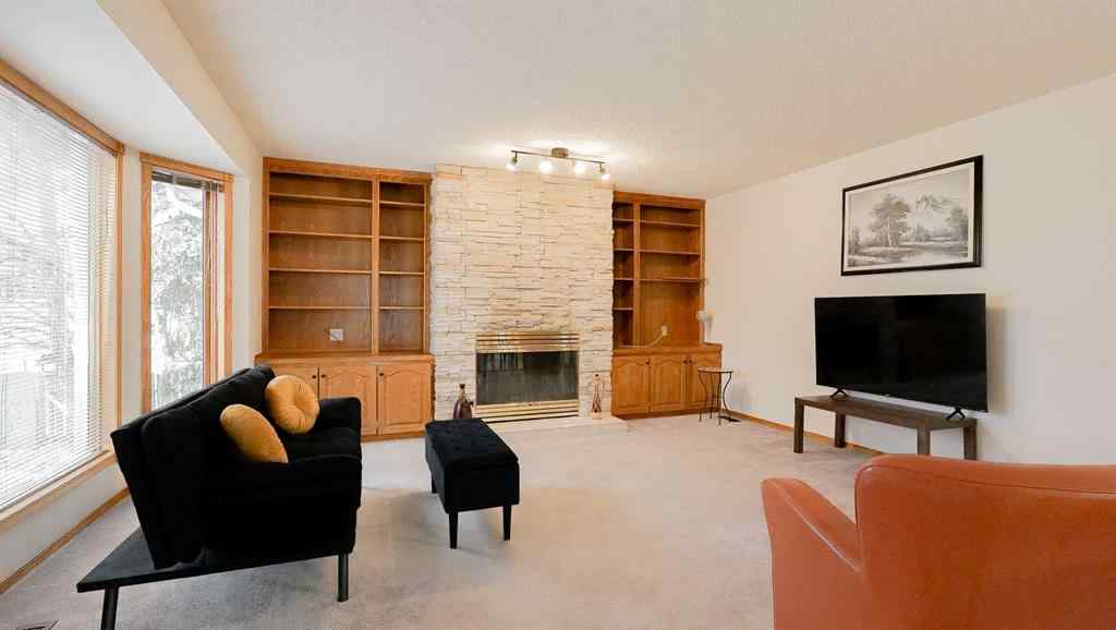 MLS&reg; # A2269731 - 2158 Hawke Crescent NE in Northeast Crescent Heights Medicine Hat, Residential Open Houses