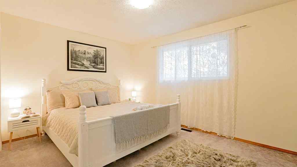 MLS&reg; # A2269731 - 2158 Hawke Crescent NE in Northeast Crescent Heights Medicine Hat, Residential Open Houses