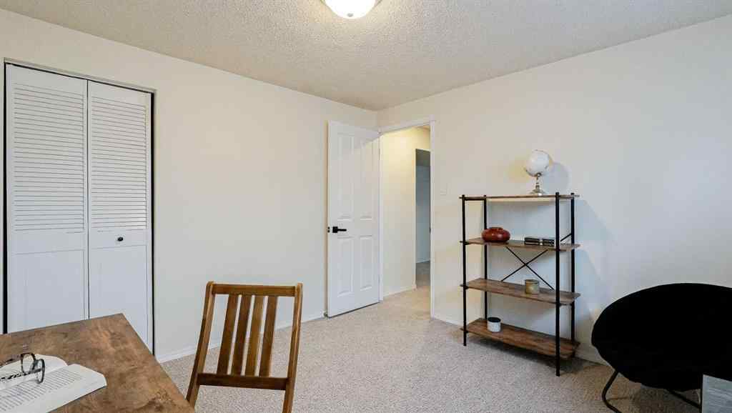 MLS&reg; # A2269731 - 2158 Hawke Crescent NE in Northeast Crescent Heights Medicine Hat, Residential Open Houses