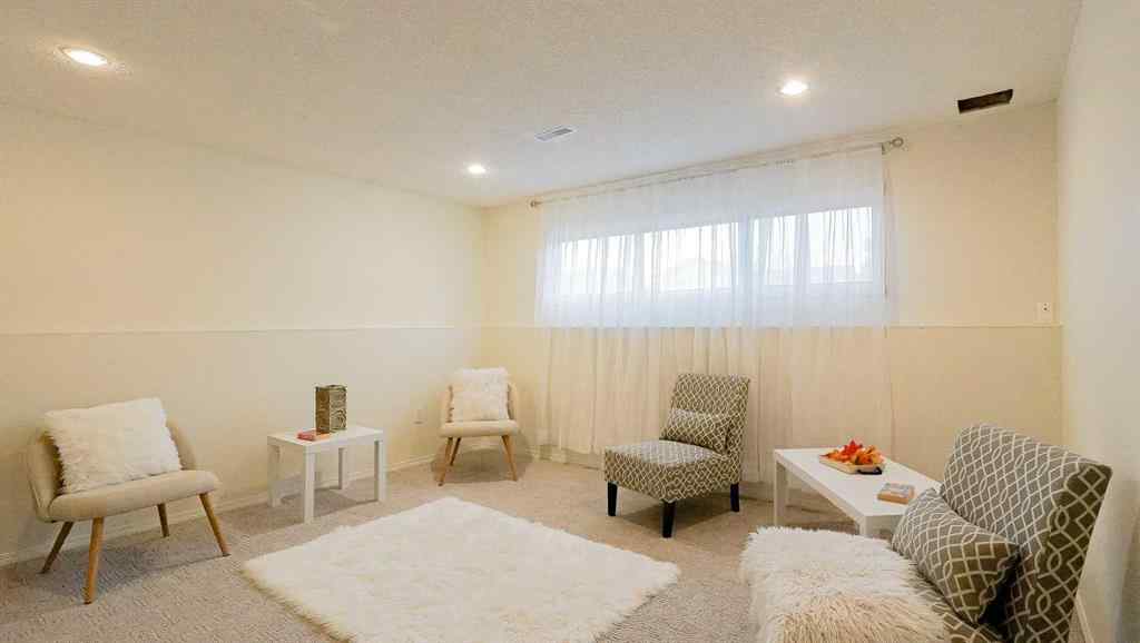 MLS&reg; # A2269731 - 2158 Hawke Crescent NE in Northeast Crescent Heights Medicine Hat, Residential Open Houses