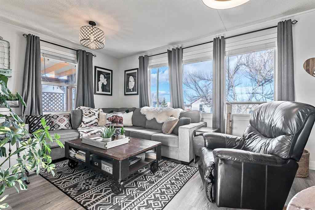 MLS&reg; # A2269738 - 290043 TWP RD 164   in NONE Rural Willow Creek No. 26, M.D. of, Residential Open Houses