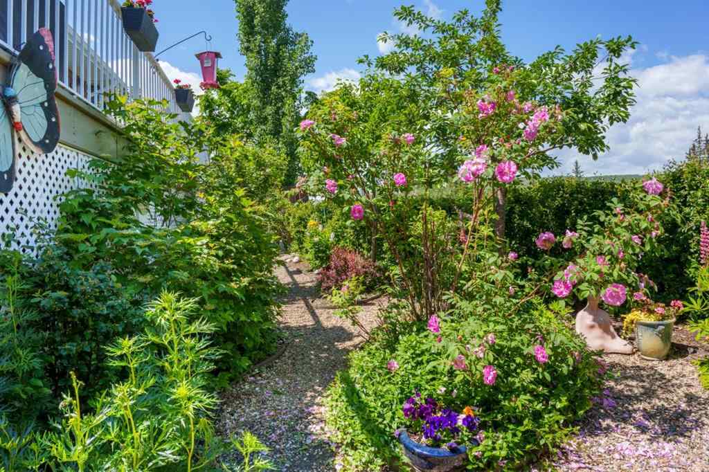 MLS&reg; # A2269746 - 118 Riverwood Crescent SW in Riverwood Estates Diamond Valley, Residential Open Houses