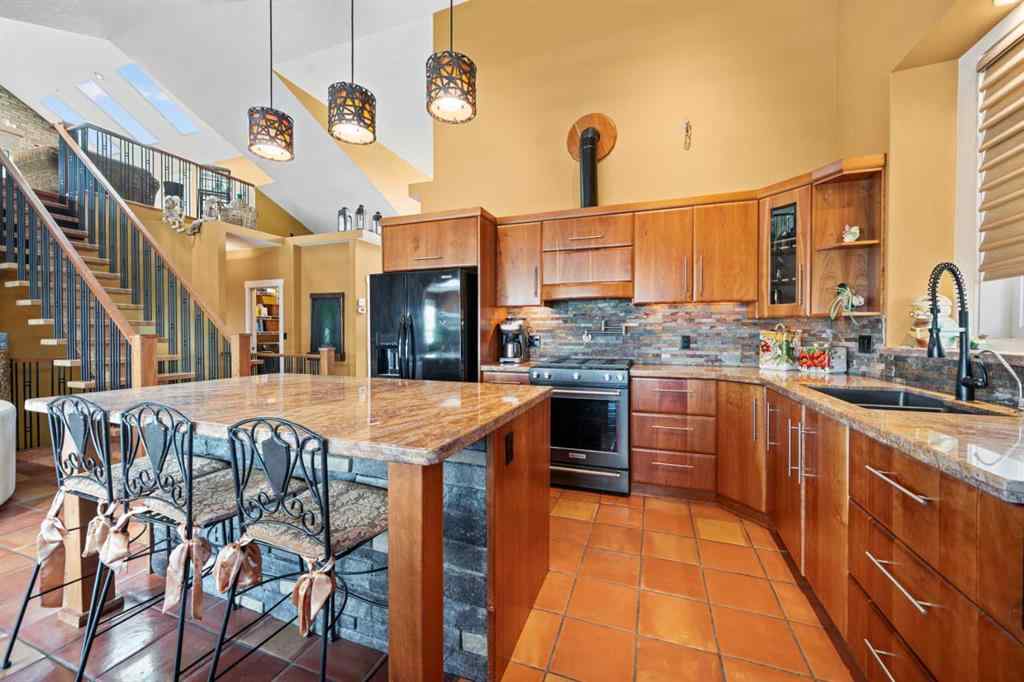 MLS&reg; # A2269746 - 118 Riverwood Crescent SW in Riverwood Estates Diamond Valley, Residential Open Houses