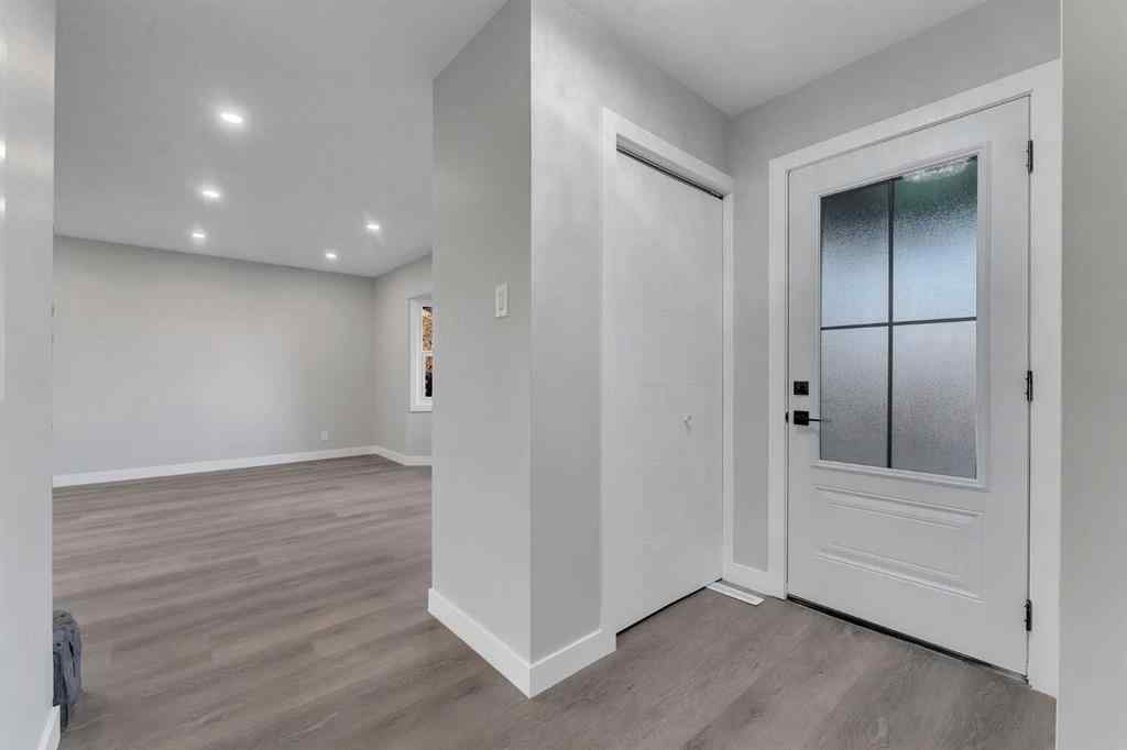 MLS&reg; # A2269754 - 4515 Fordham Crescent SE in Forest Heights Calgary, Residential Open Houses